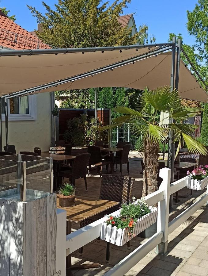 Hotel Speeter Weisenheim am Berg Dış mekan fotoğraf