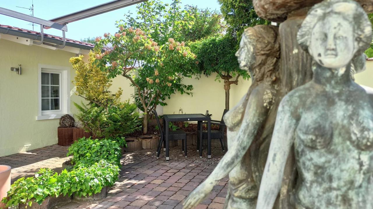 Hotel Speeter Weisenheim am Berg Dış mekan fotoğraf